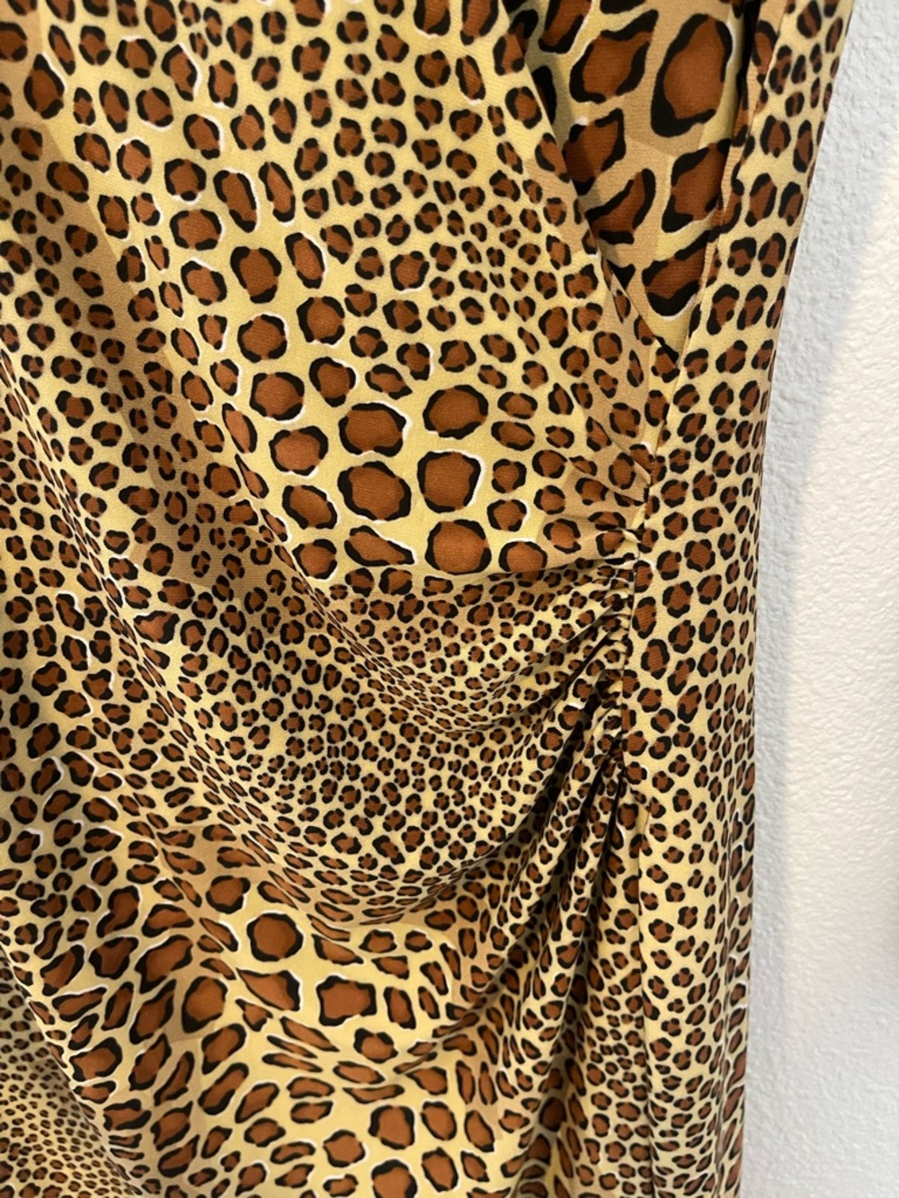 Norma Kamali Leopard-Print Long Sleeve Wrap Dress - Picture 4 of 7